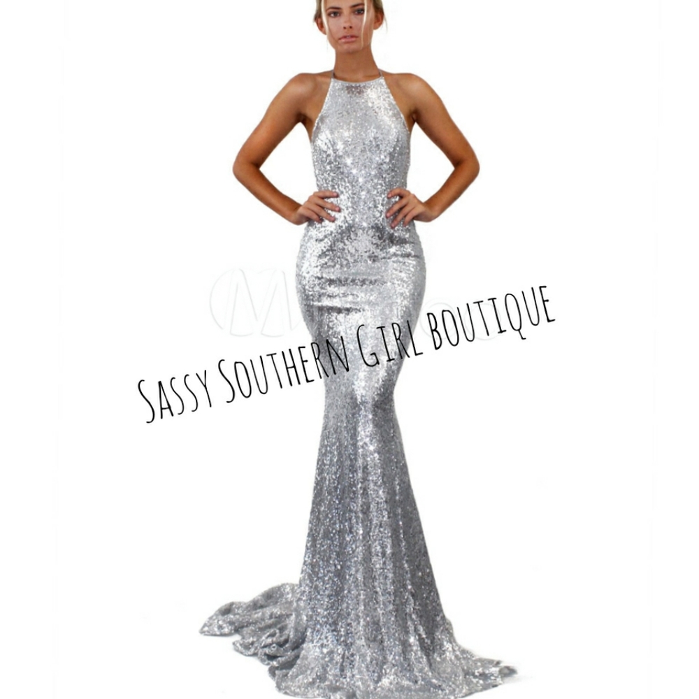 🆕⭐ Silver sequin halter formal maxi dress
